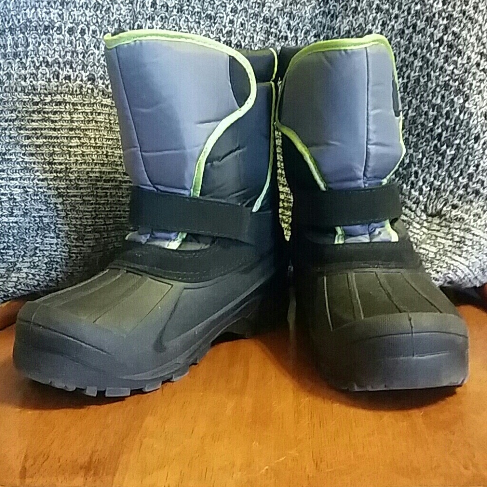 Boys snow boots